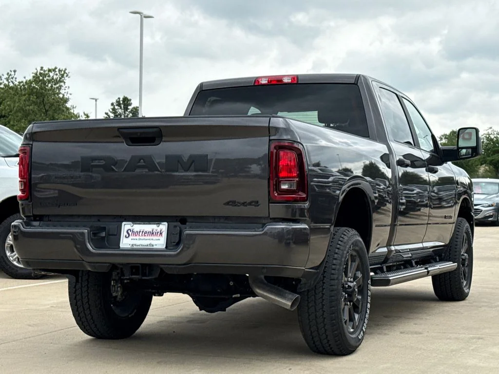 New 2026 Granite Crystal Metallic Clearcoat RAM Big Horn image 9
