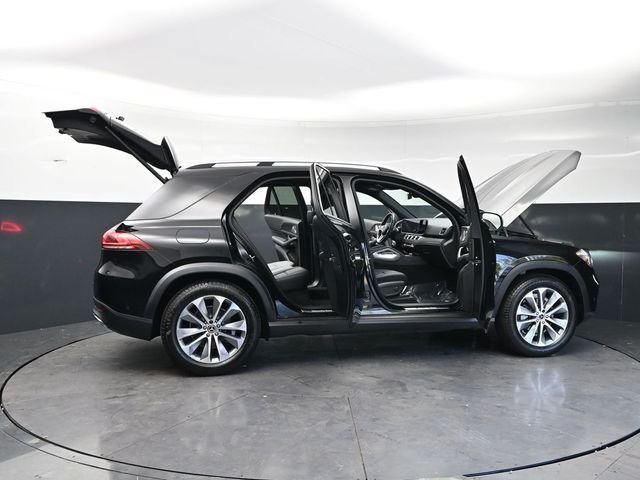 Used 2022 Obsidian Black Metallic Mercedes-Benz GLE 350 image 32