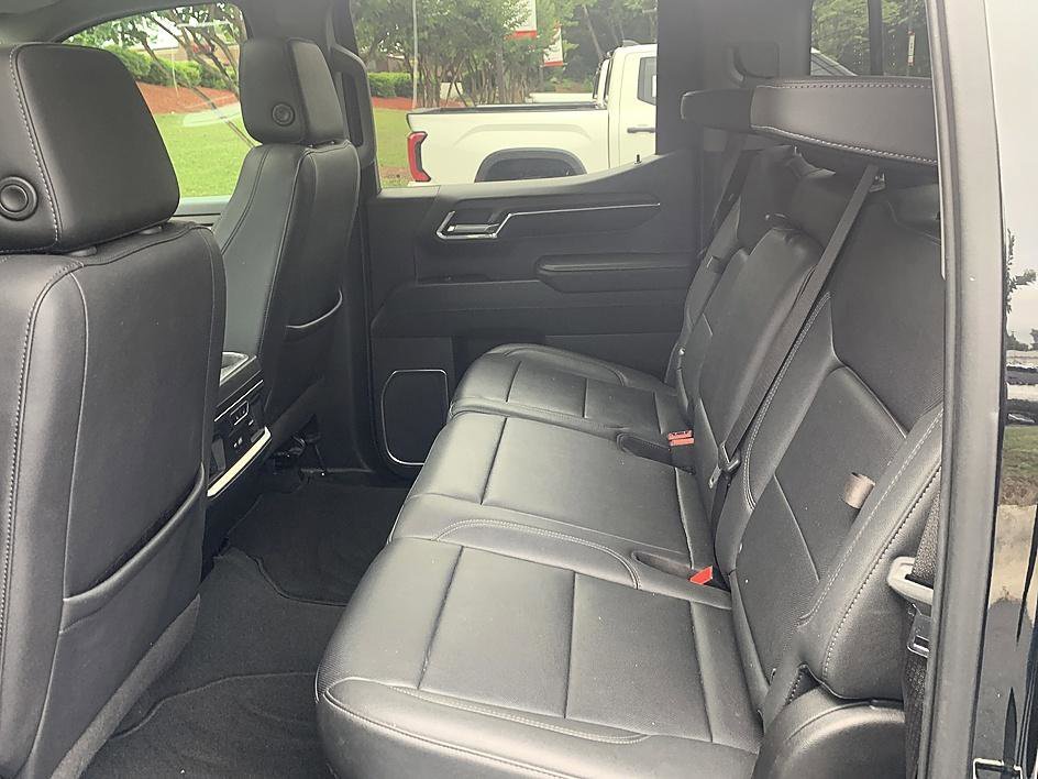 Used 2023 Onyx Black GMC SLT image 11