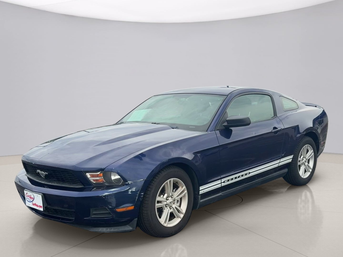 Used 2011 Blue Ford V6 COUPE image 1