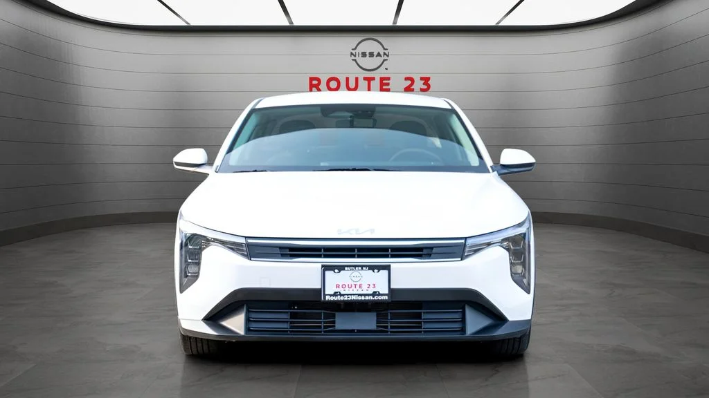 Used 2025 Kia K4 LXS with VIN 3KPFT4DE6SE157525 for sale in Butler, NJ