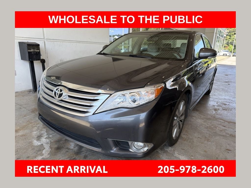 Used 2011 Gray Toyota Limited image 1