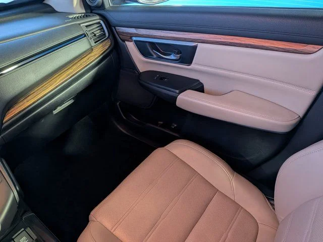 Certified Used 2017 Red Honda Touring image 14