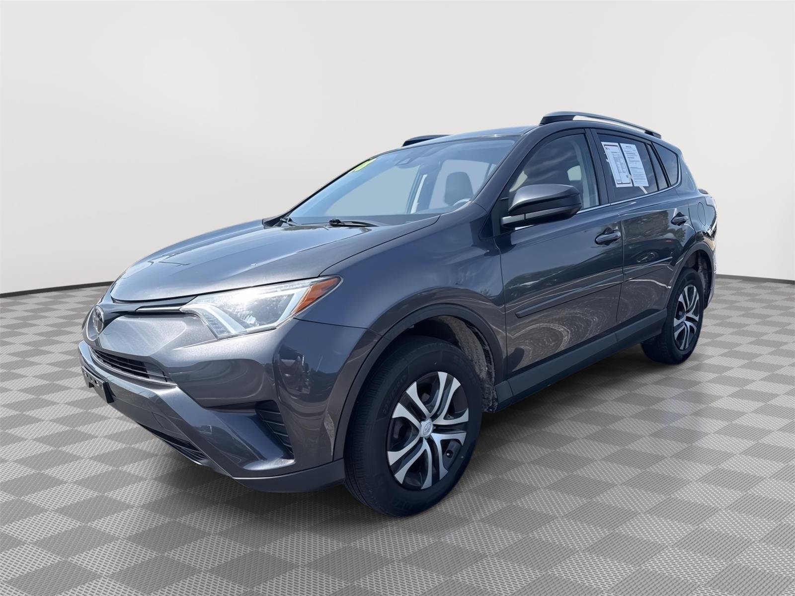 Used 2018 Toyota RAV4 LE with VIN JTMBFREV1JJ729006 for sale in Kansas City