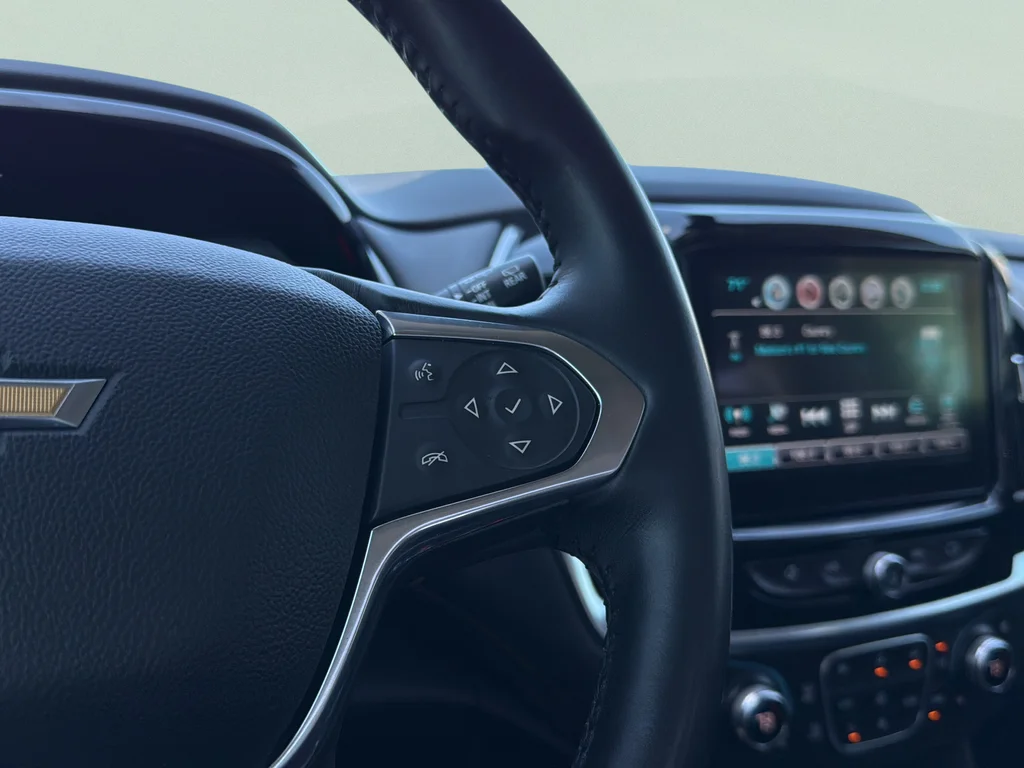 Used 2018 Mosaic Black Metallic Chevrolet Premier image 16