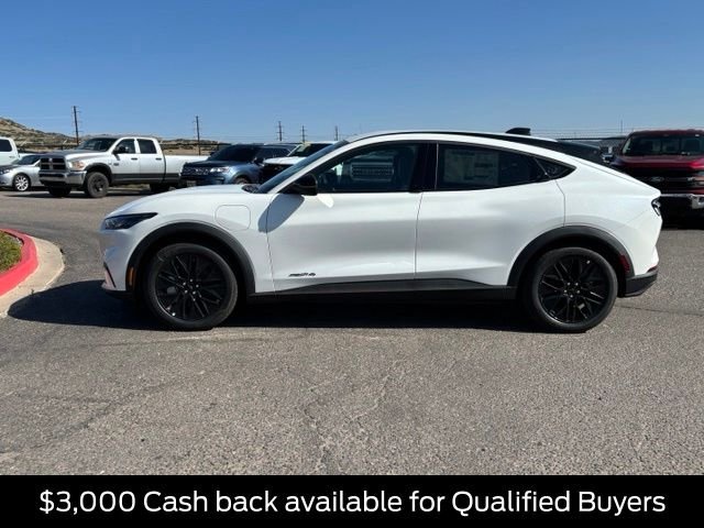 New 2026 Star White Metallic Tri-coat Ford Select image 2