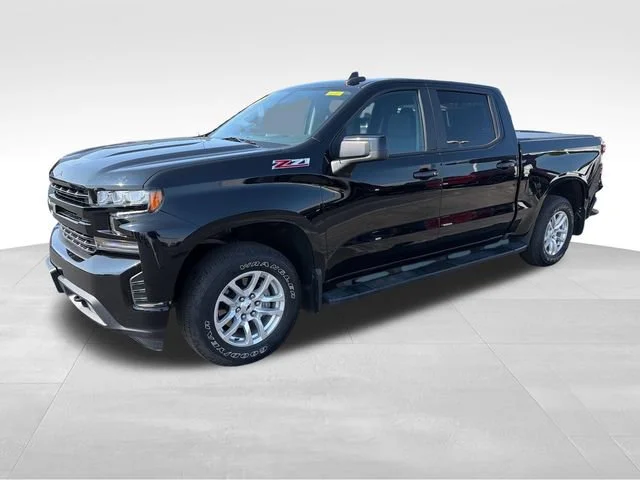 Used 2021 BLACK Chevrolet RST image 1