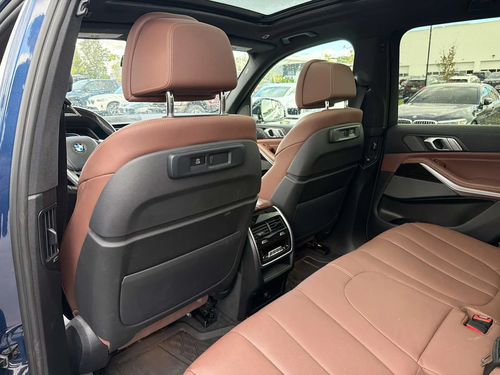 Used 2021 Phytonic Blue Metallic BMW xDrive45e image 17
