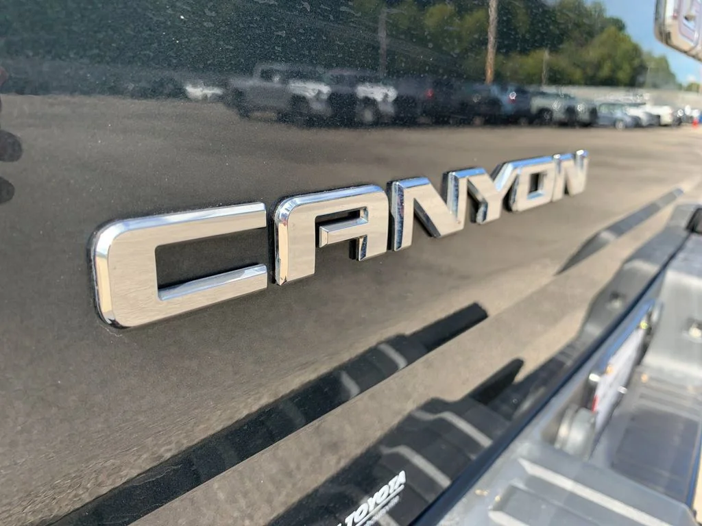 Used 2017 Gray GMC Denali image 35