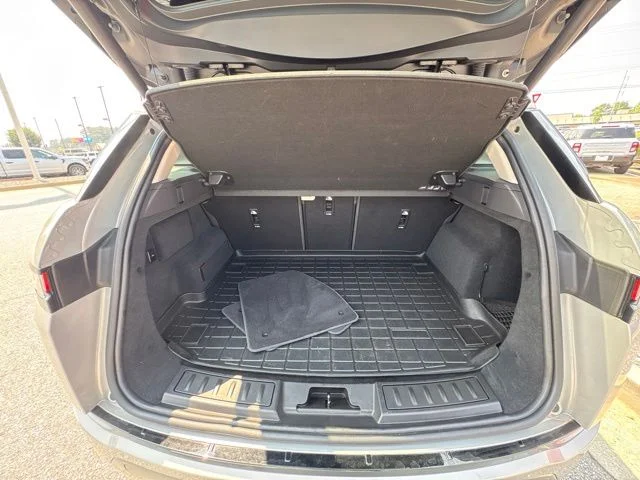 Used 2021 Silver Land Rover S image 28