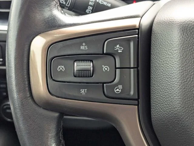 Used 2022 Black Chevrolet High Country image 26