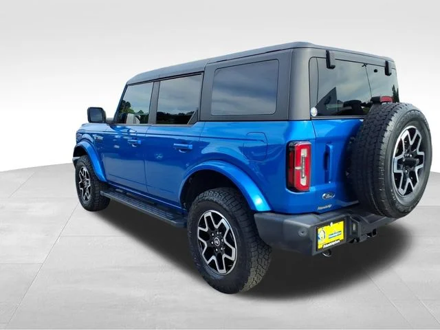 Used 2022 Blue Ford Outer Banks image 6