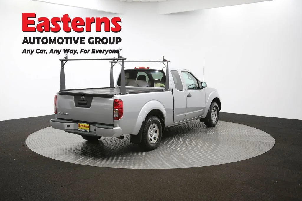 Used 2019 Silver Nissan S image 39
