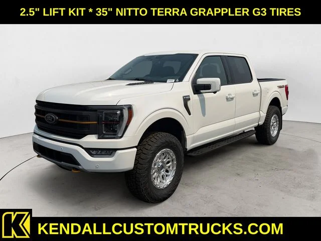 Used 2023 White Ford Tremor image 1
