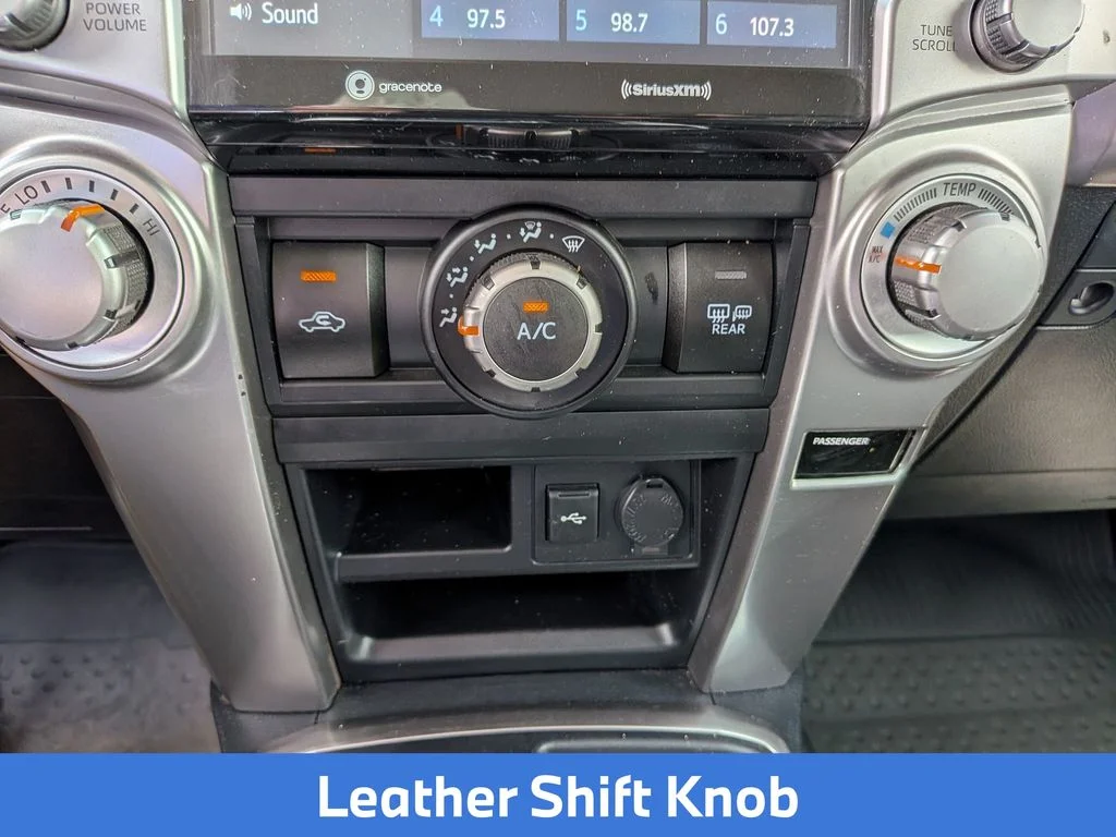 Used 2022 Blue Toyota SR5 image 20