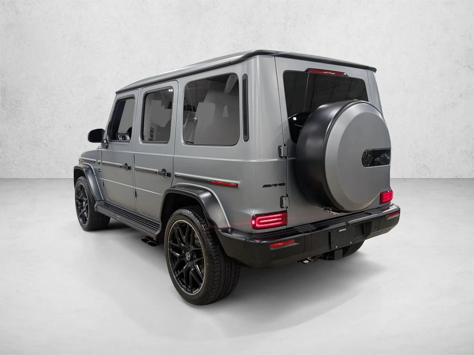 Used 2025 Manufaktur Platinum Magno Mercedes-Benz AMG® G 63 image 8