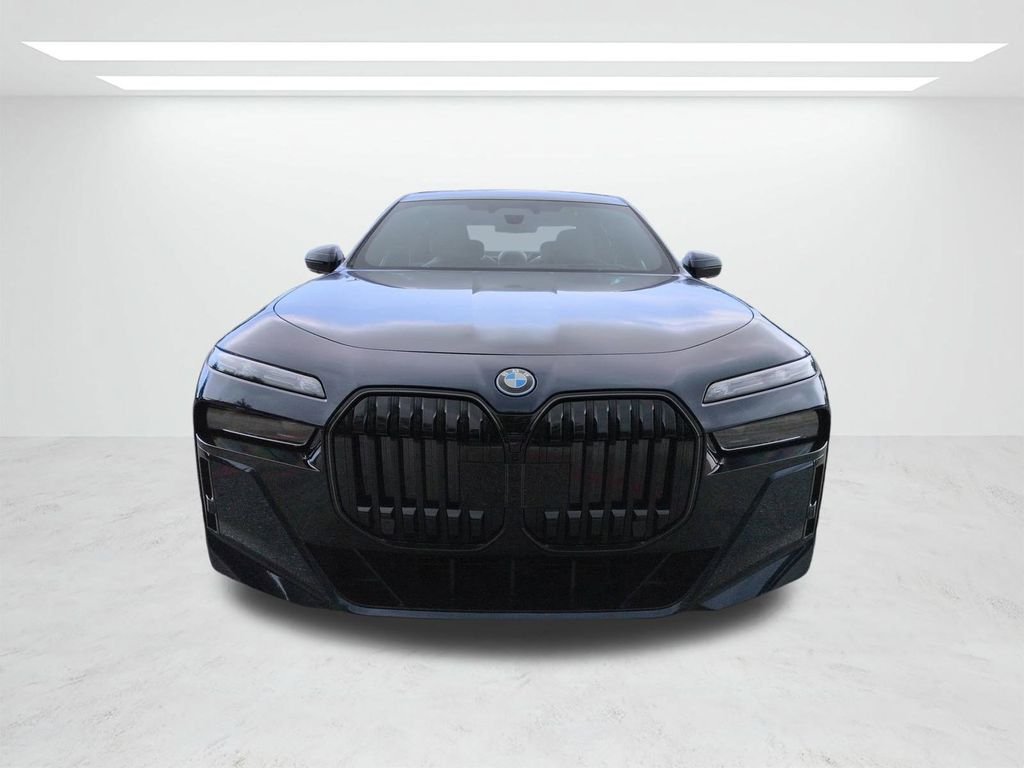 New 2026 Tanzanite Blue II Metallic BMW xDrive60 image 9