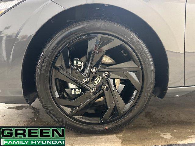 New 2026 Gray Hyundai SEL Sport image 10