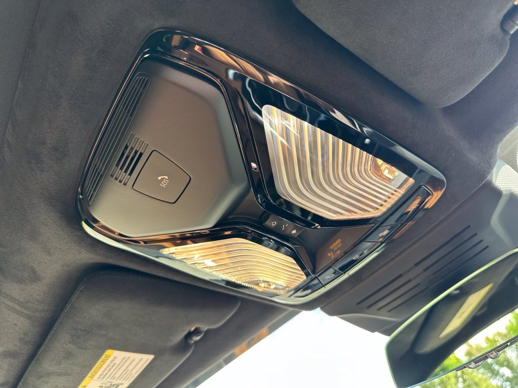 New 2027 Manhattan Green Metallic BMW xDrive40i image 30