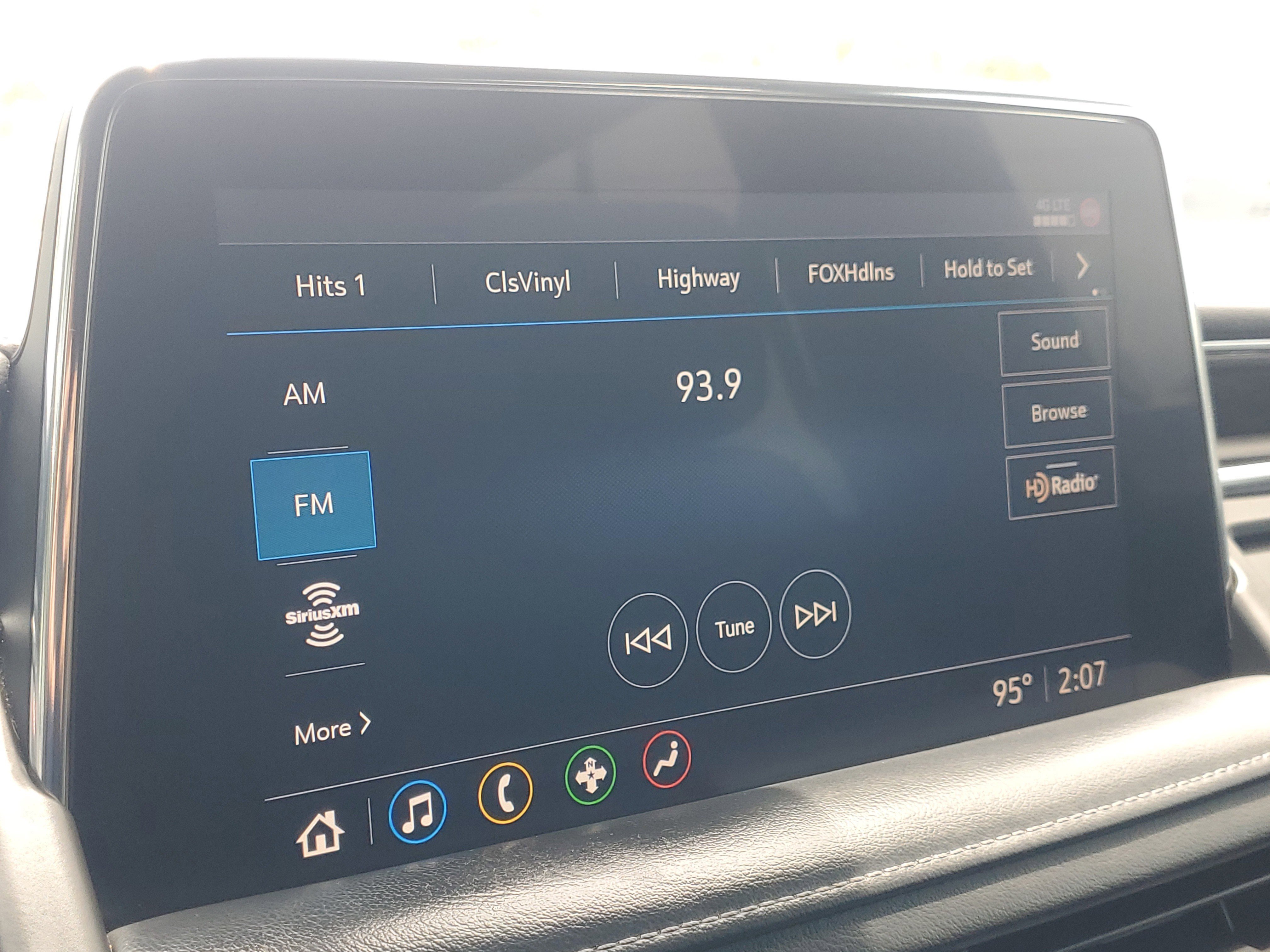 Used 2021 Shadow Gray Metallic Chevrolet LT image 28
