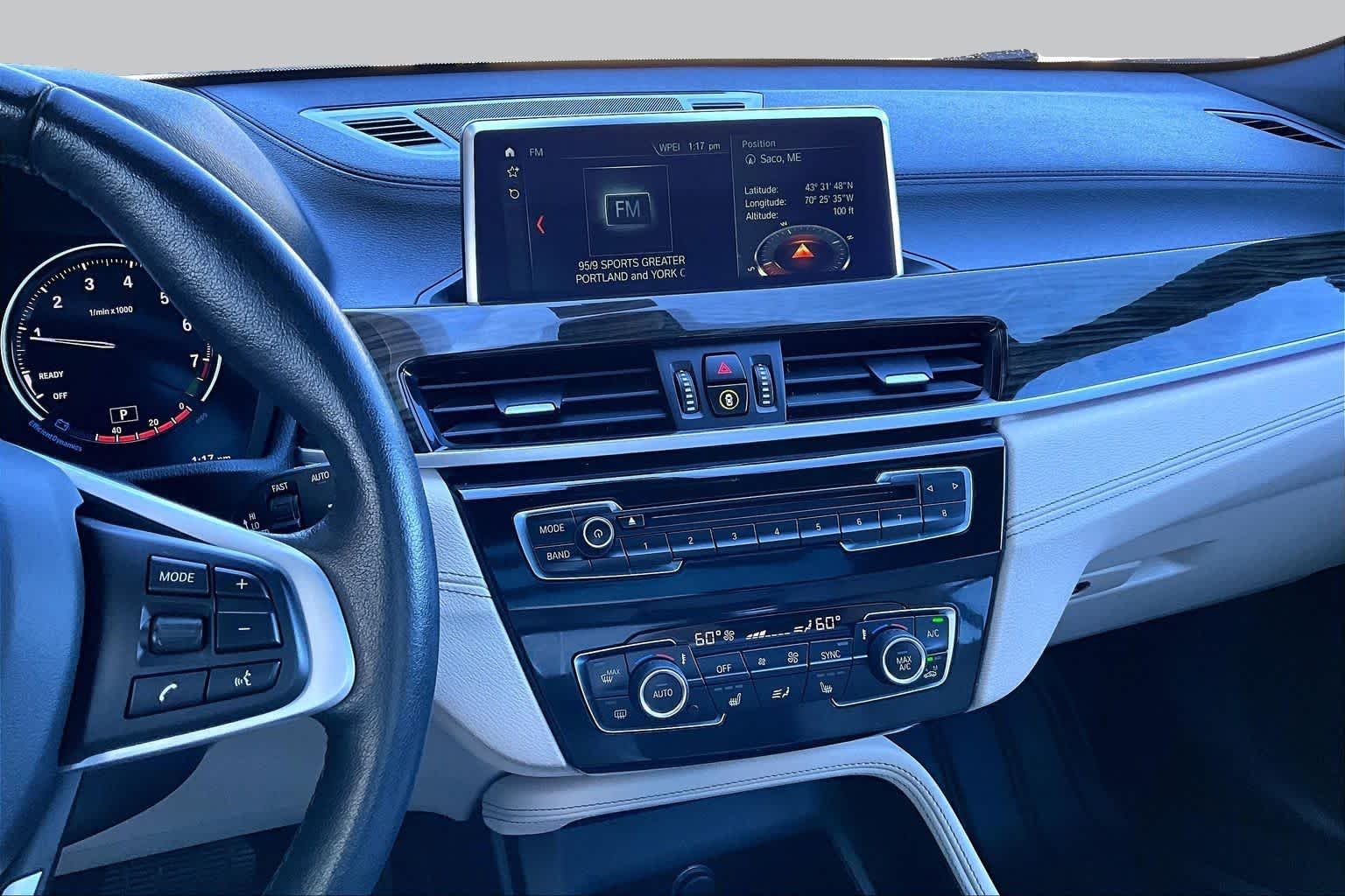 Used 2019 Mediterranean Blue Metallic BMW xDrive28i image 7