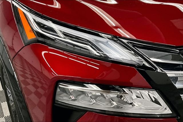 2025 Nissan Rogue Platinum - Photo 35