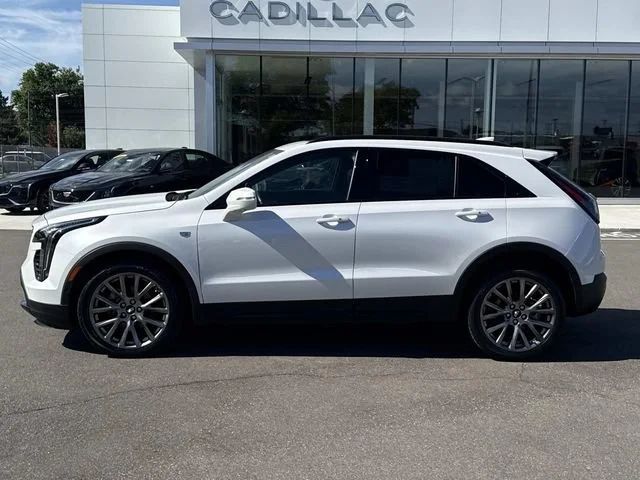 Used 2019 CRYSTAL WHITE TRICOAT Cadillac AWD Sport image 40