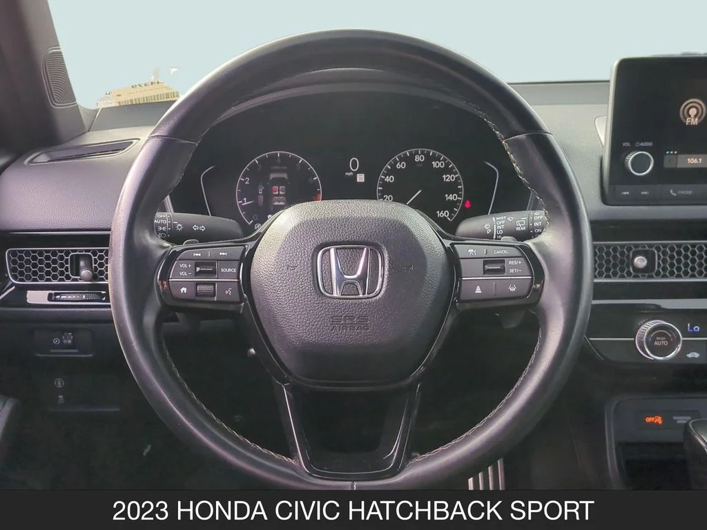 Used 2023  Honda Sport image 12