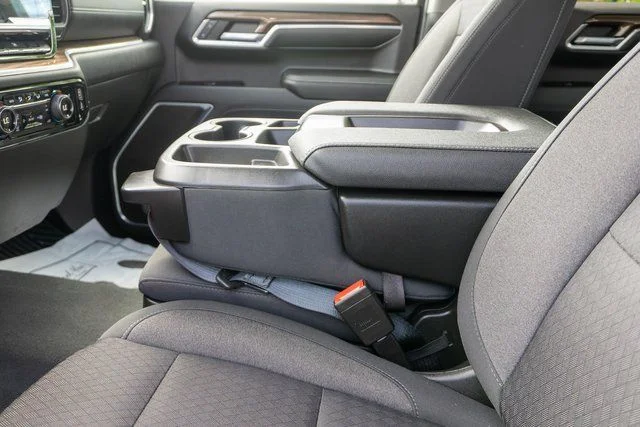 Used 2022 Blue Chevrolet RST image 21