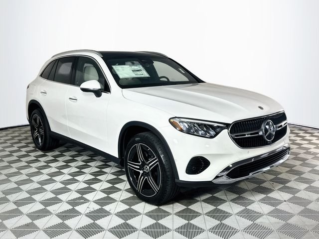New 2026 Polar White Mercedes-Benz GLC 300 image 1