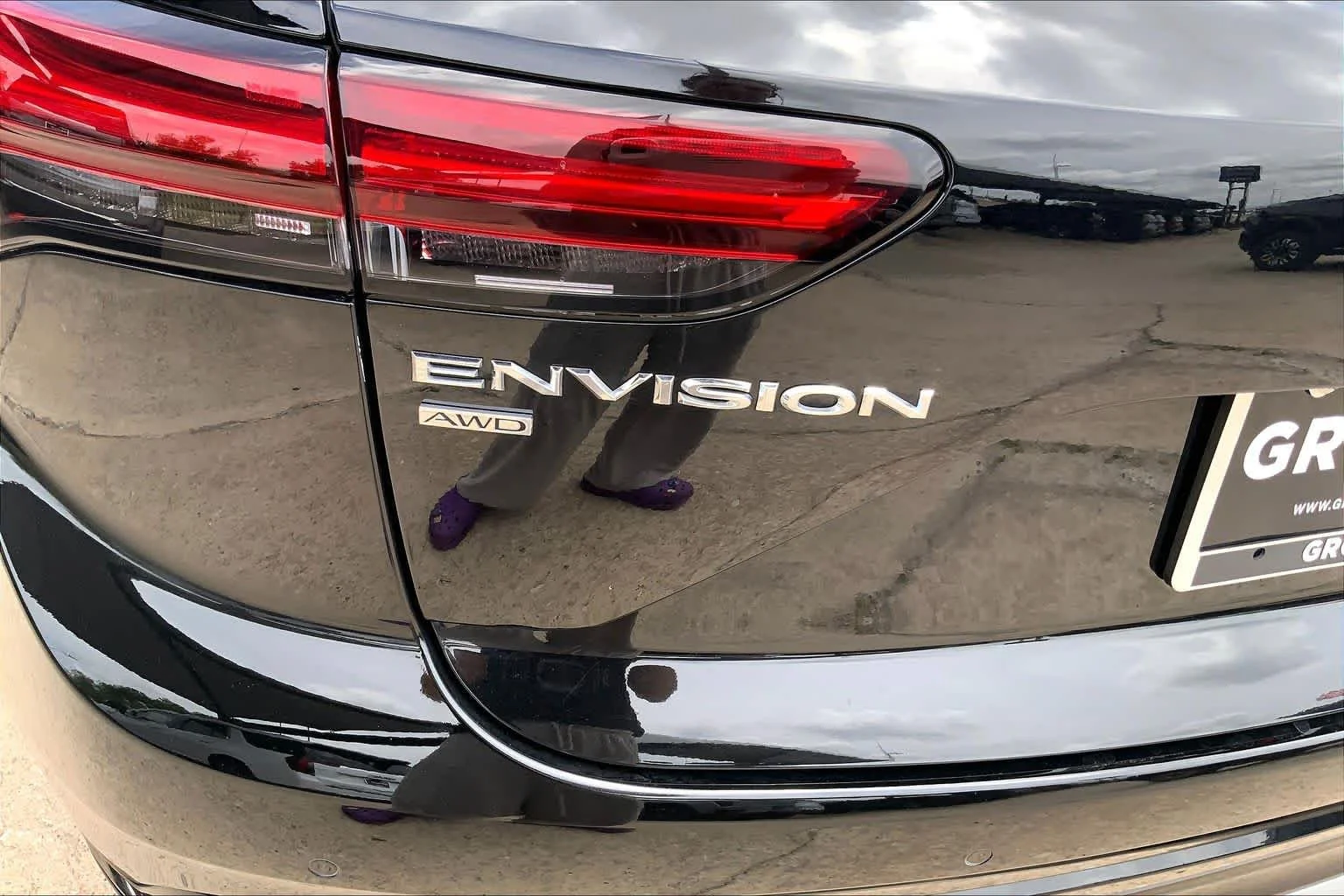 Used 2023 Ebony Twilight Metallic Buick Essence image 30