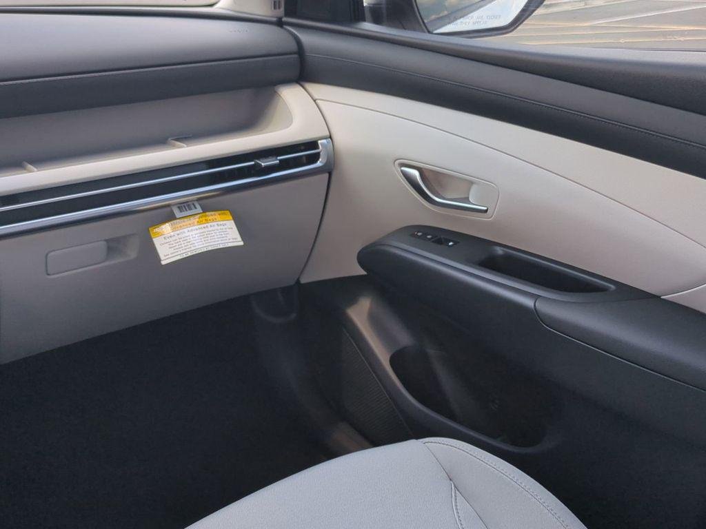 New 2026 White Hyundai SEL AWD image 20