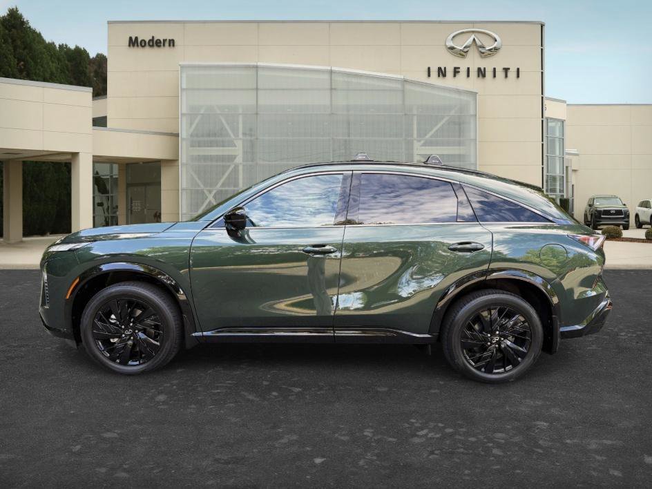 New 2027 Deep Emerald INFINITI SPORT image 7