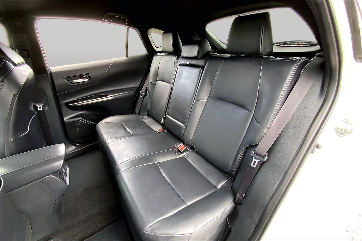 Used 2024 Wind Chill Pearl Toyota XLE image 20