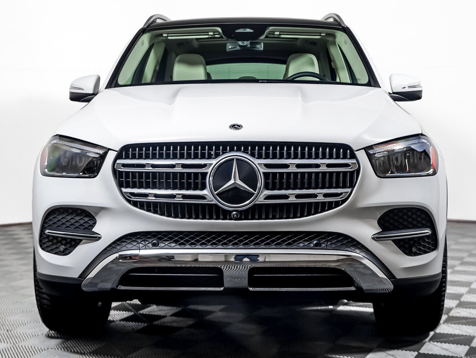 New 2026 Polar White Mercedes-Benz GLE 350 image 8