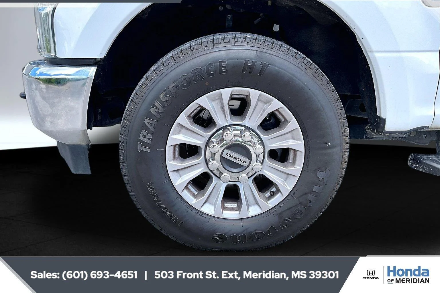 Used 2022 Oxford White Ford XLT image 7