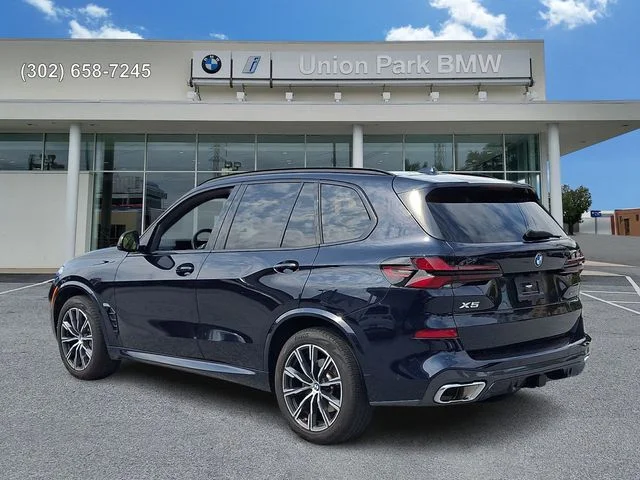 Certified Used 2024 Carbon Black Metallic BMW xDrive40i image 6
