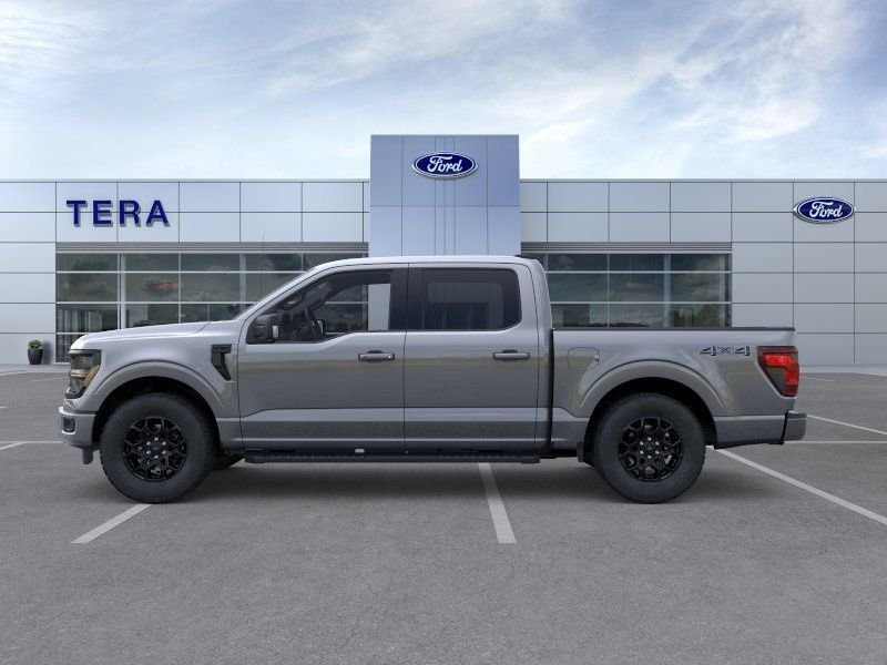 New 2026 Carbonized Gray Metallic Ford XLT image 3
