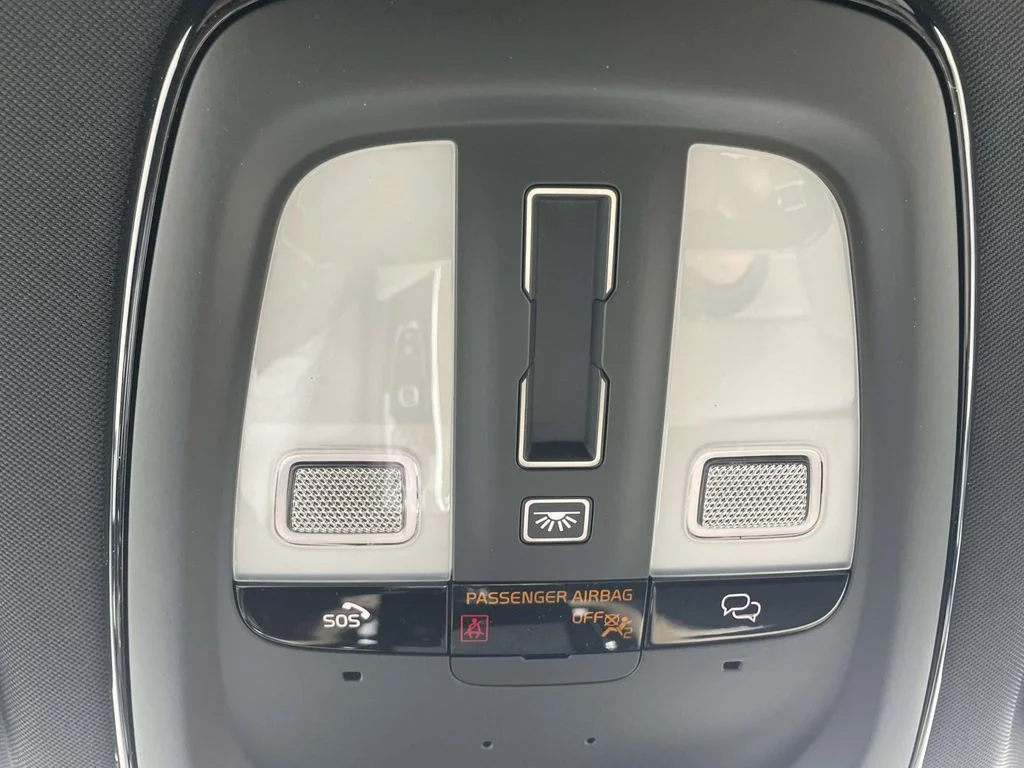 New 2026 Crystal White Metallic Volvo Plus image 22