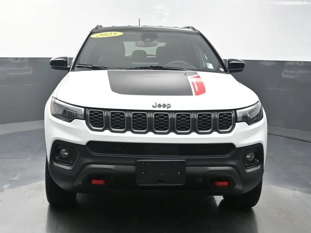 Used 2025 White Jeep Trailhawk image 2