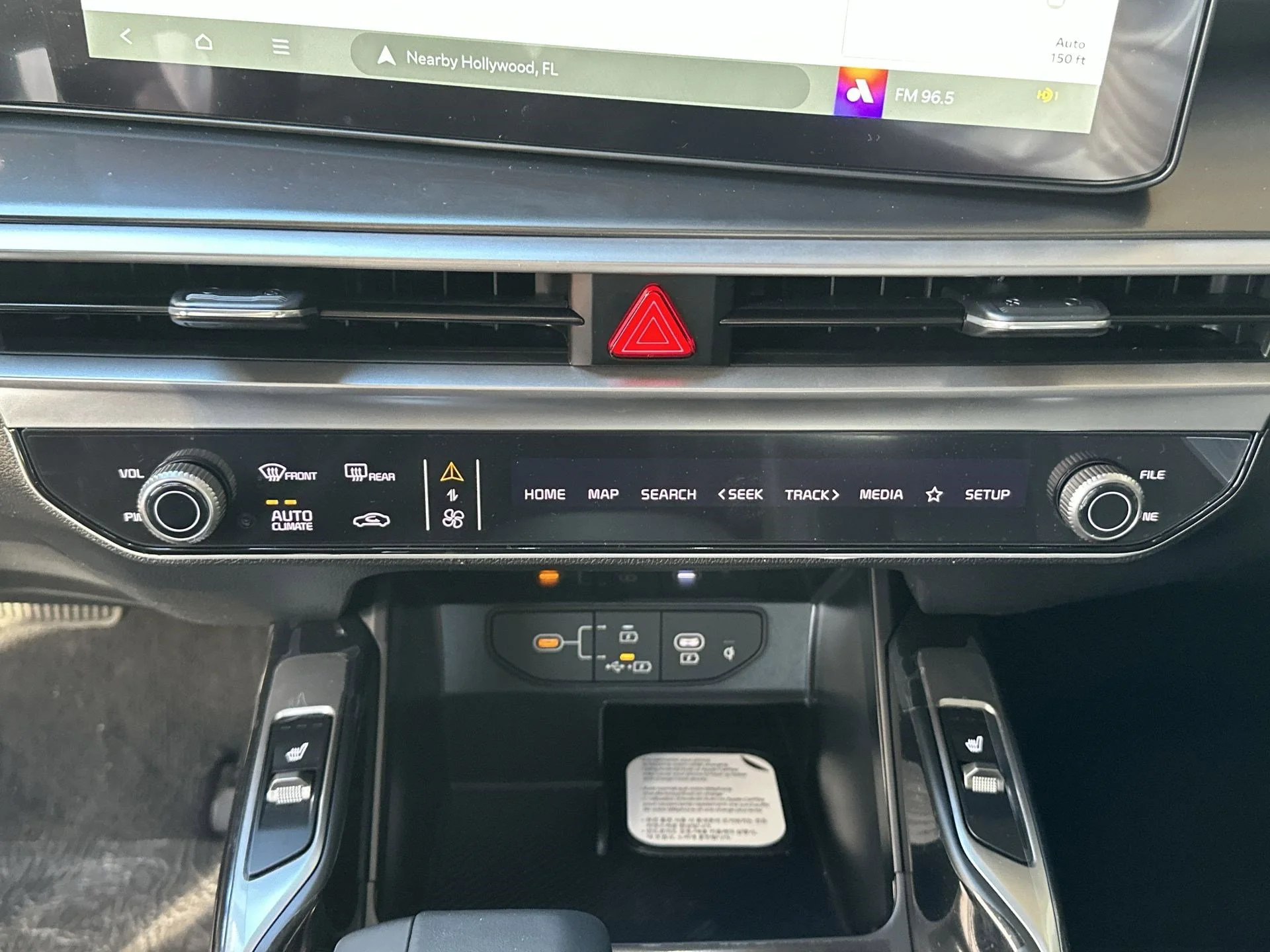 New 2026 Glacial White Pearl Kia EX image 20