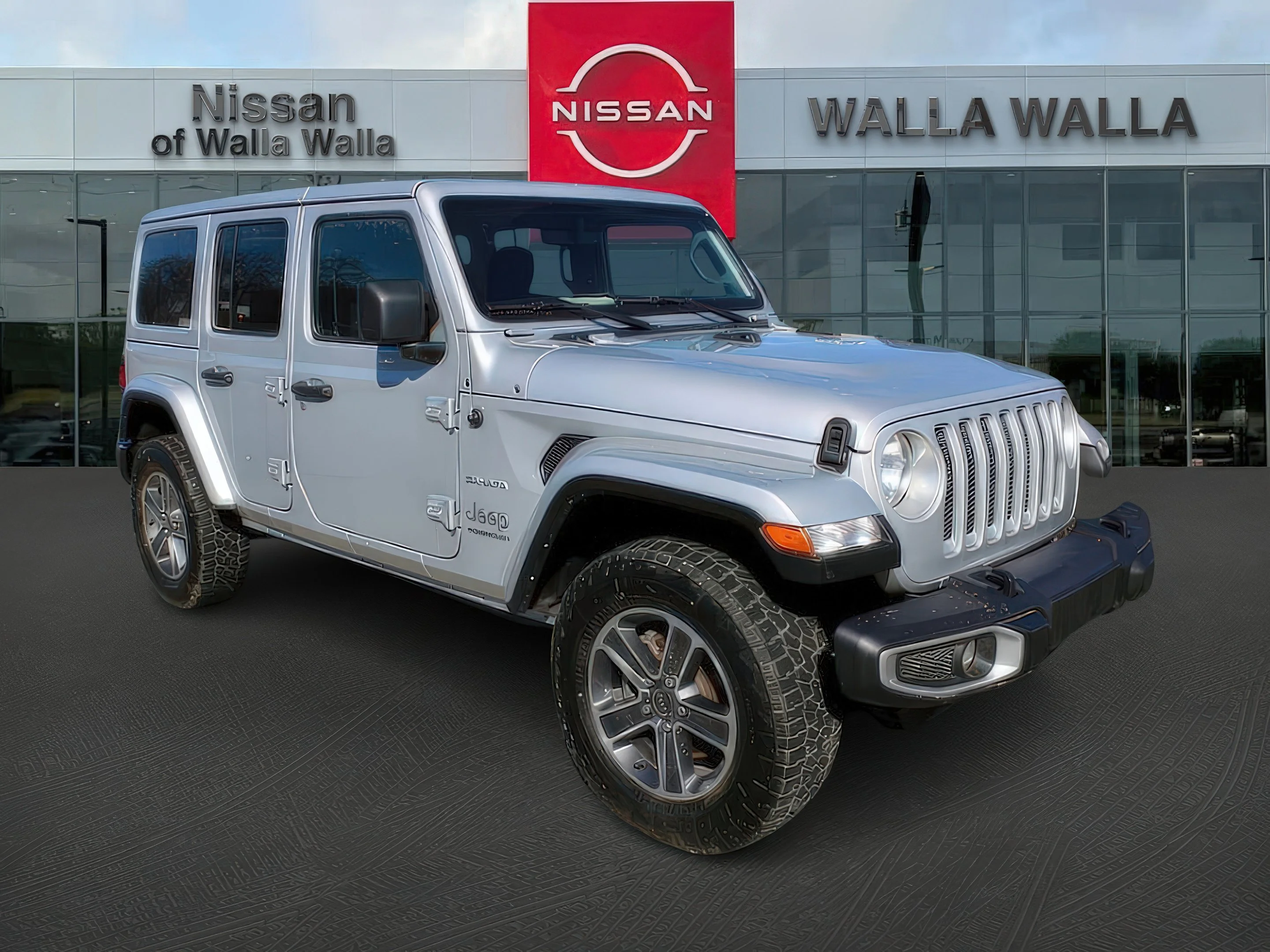 2023 Jeep Wrangler Sahara's photo