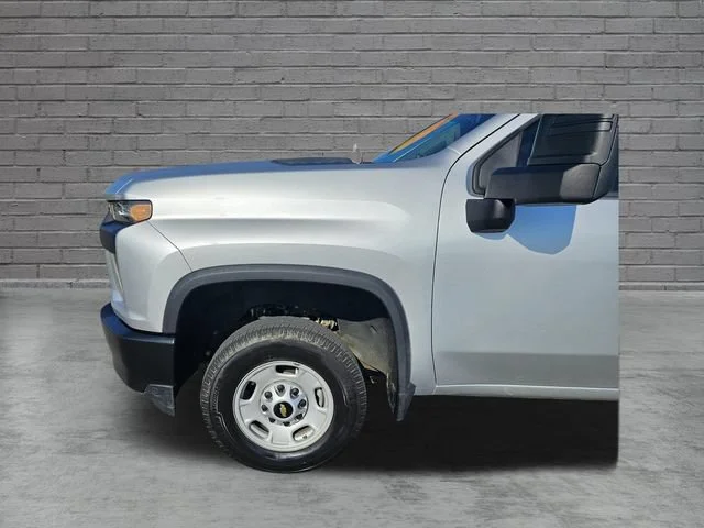 Used 2022 SILVER ICE METALLIC Chevrolet Work Truck image 26
