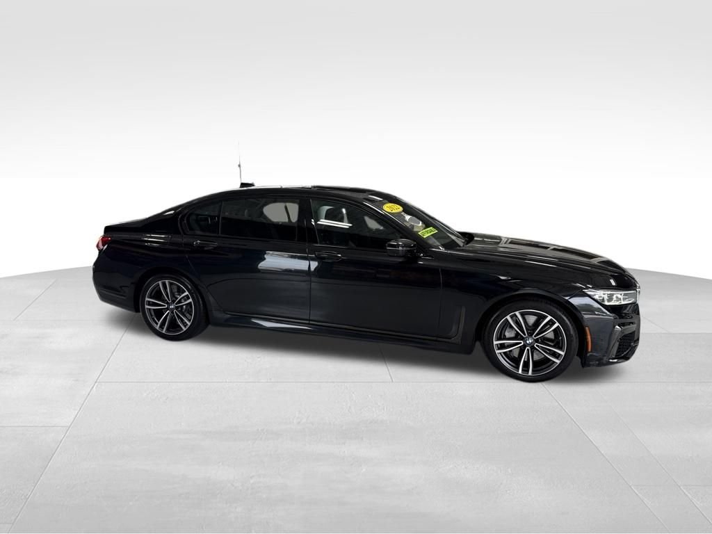 Used 2022 Black BMW 750i xDrive image 7