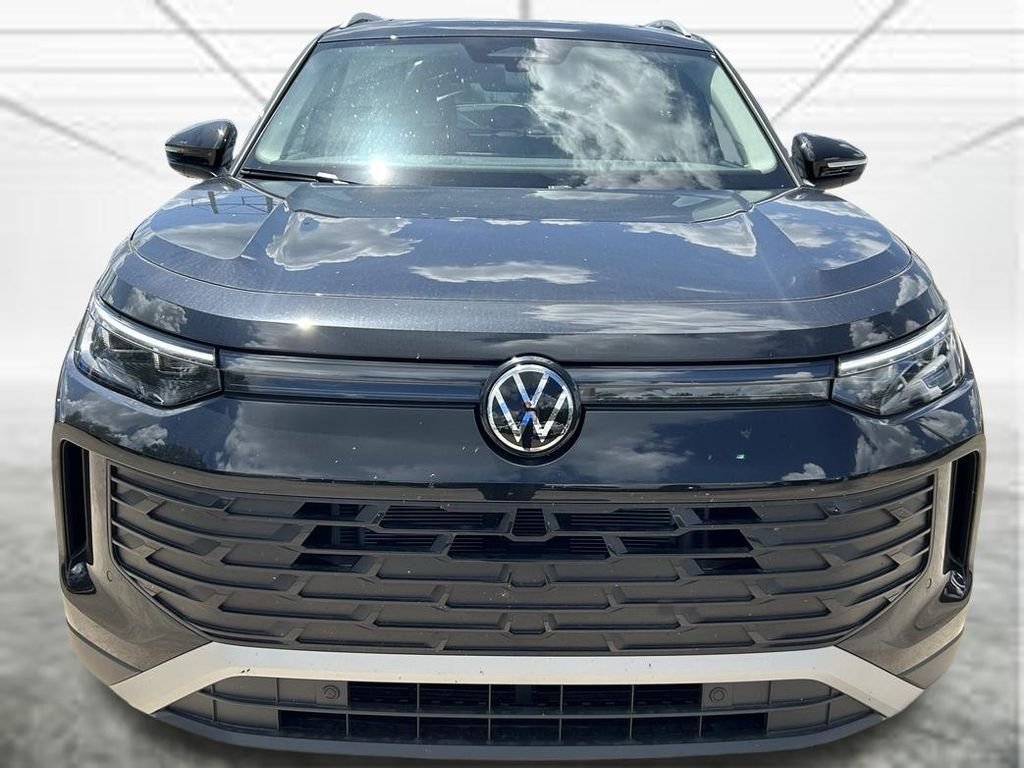 New 2026 Black Volkswagen 2.0T SE image 7