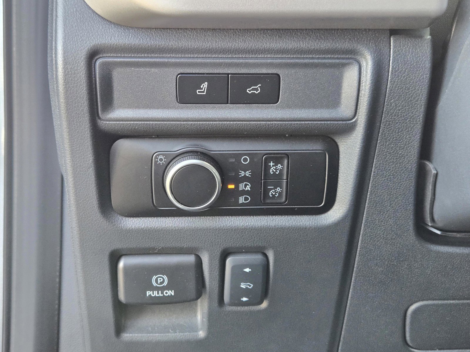 Certified Used 2024 Silver Ford XLT image 22