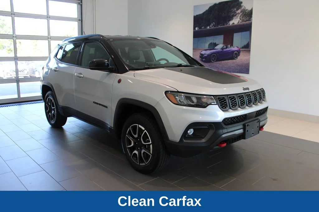 Used 2024 Silver Jeep Trailhawk image 2