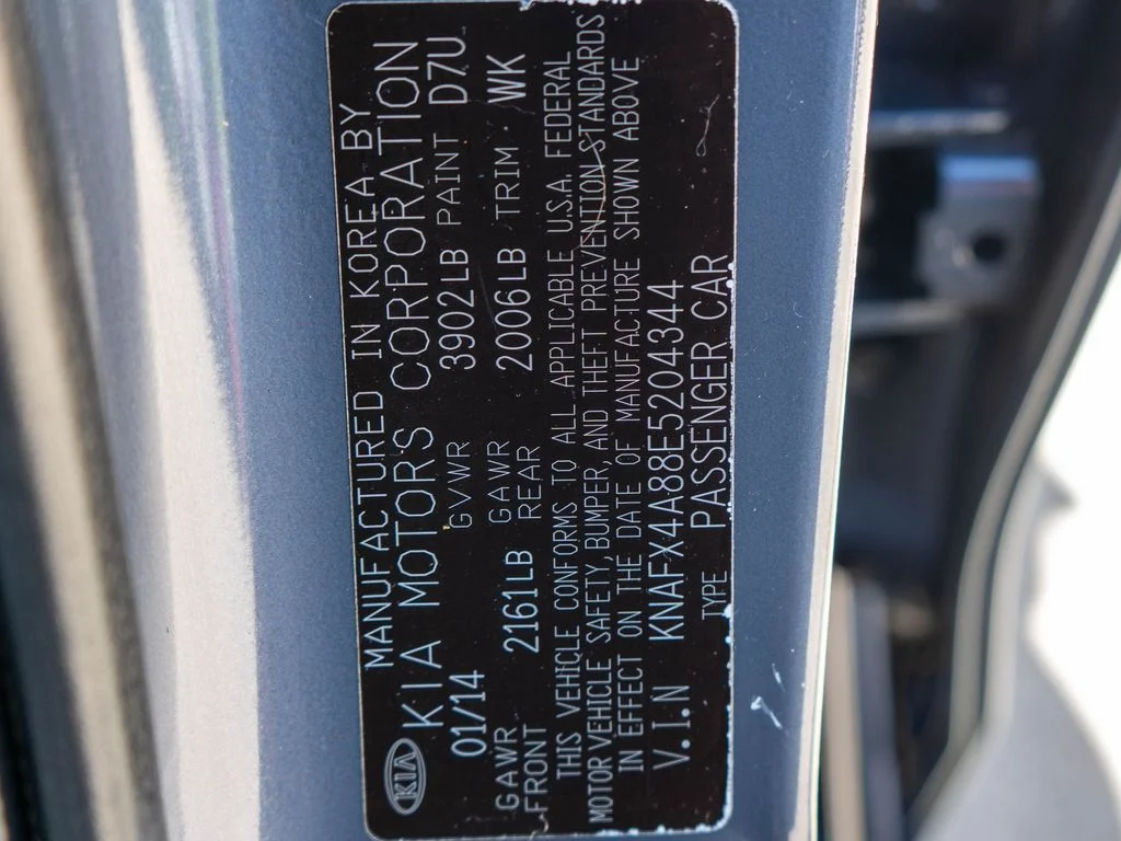Used 2014 Blue Kia EX image 34
