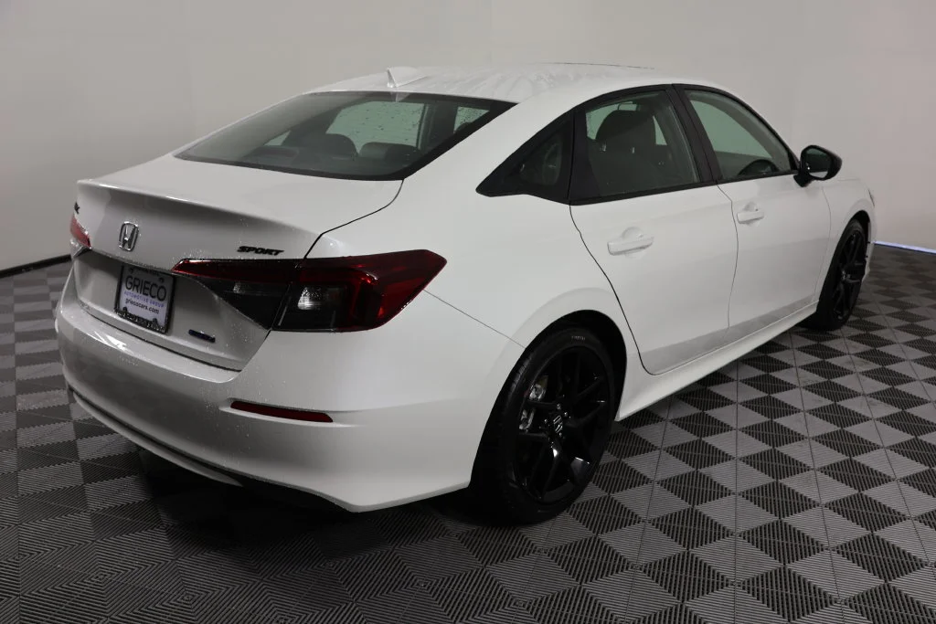 Used 2026  Honda Sport image 8