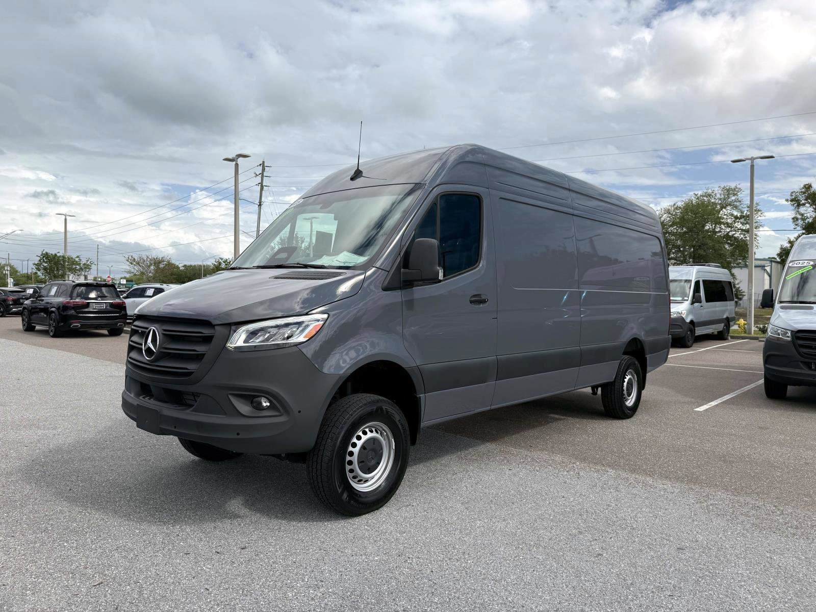 2025 Mercedes-Benz Sprinter 2500 170 WB HO High Roof 4x4's photo